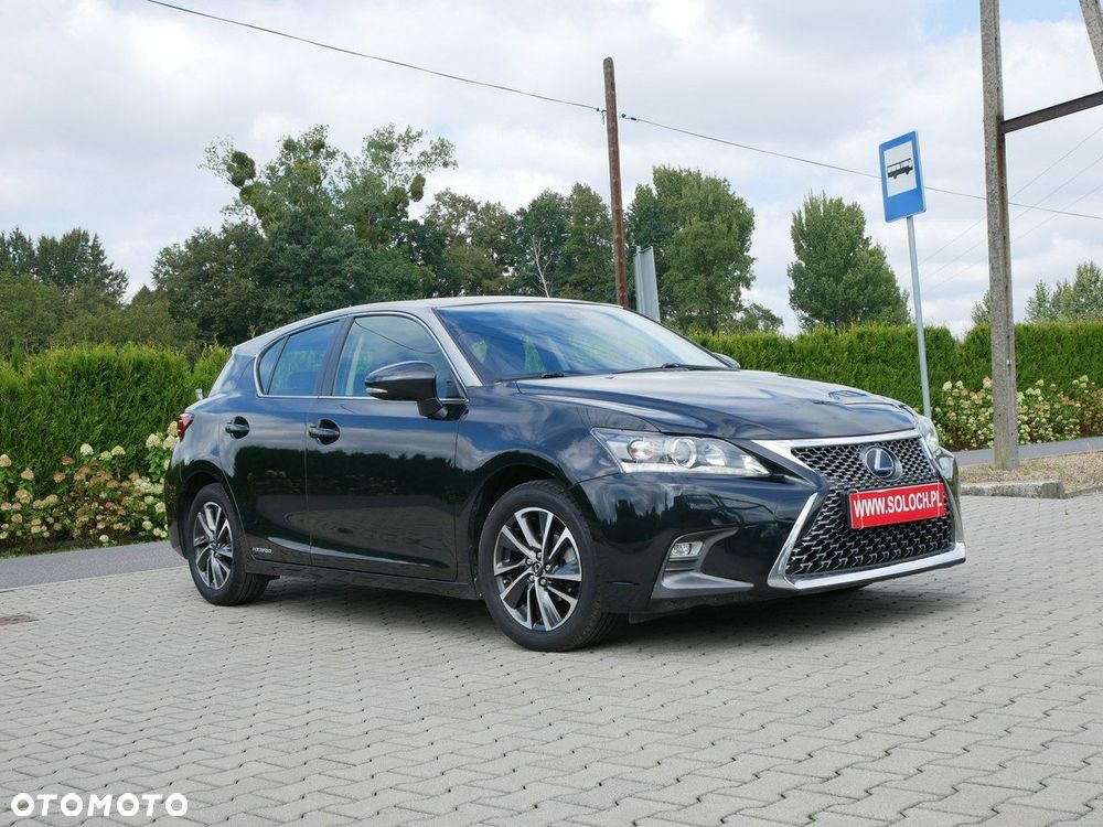 Lexus CT 200h - 8