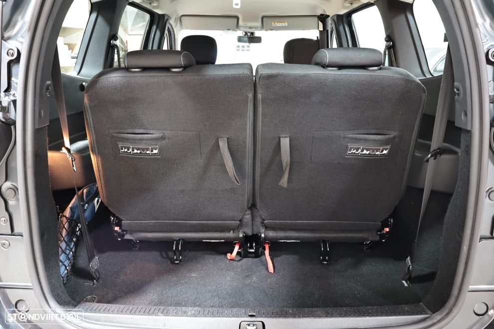 Dacia Lodgy 1.5 dCi Stepway 7L - 14