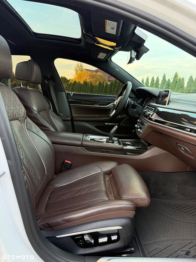 BMW Seria 7 750Li xDrive Edition Exclusive - 22