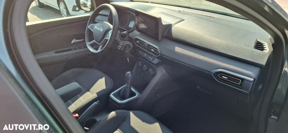 Dacia Sandero Stepway TCe 90 MT6 Expression - 8