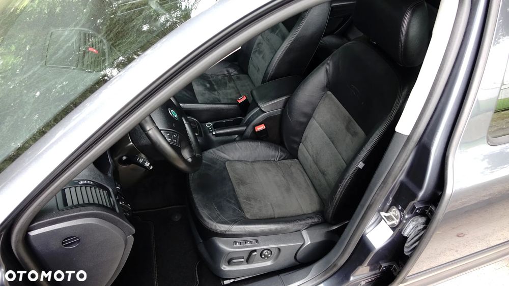 Skoda Octavia 2.0 FSI Automatik Laurin & Klement - 7