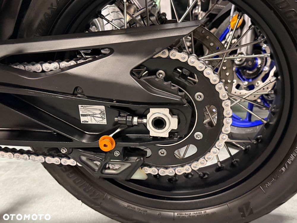 KTM Adventure - 32
