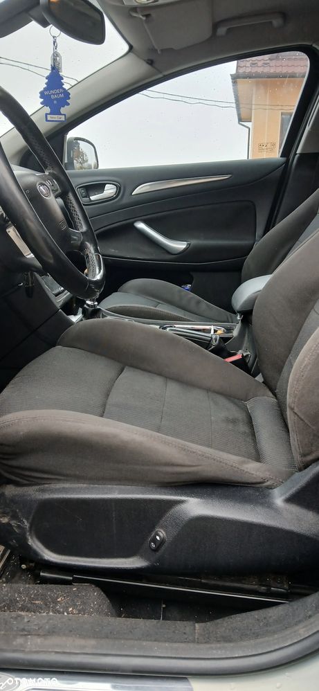 Ford Mondeo 2.0 TDCi Titanium - 8