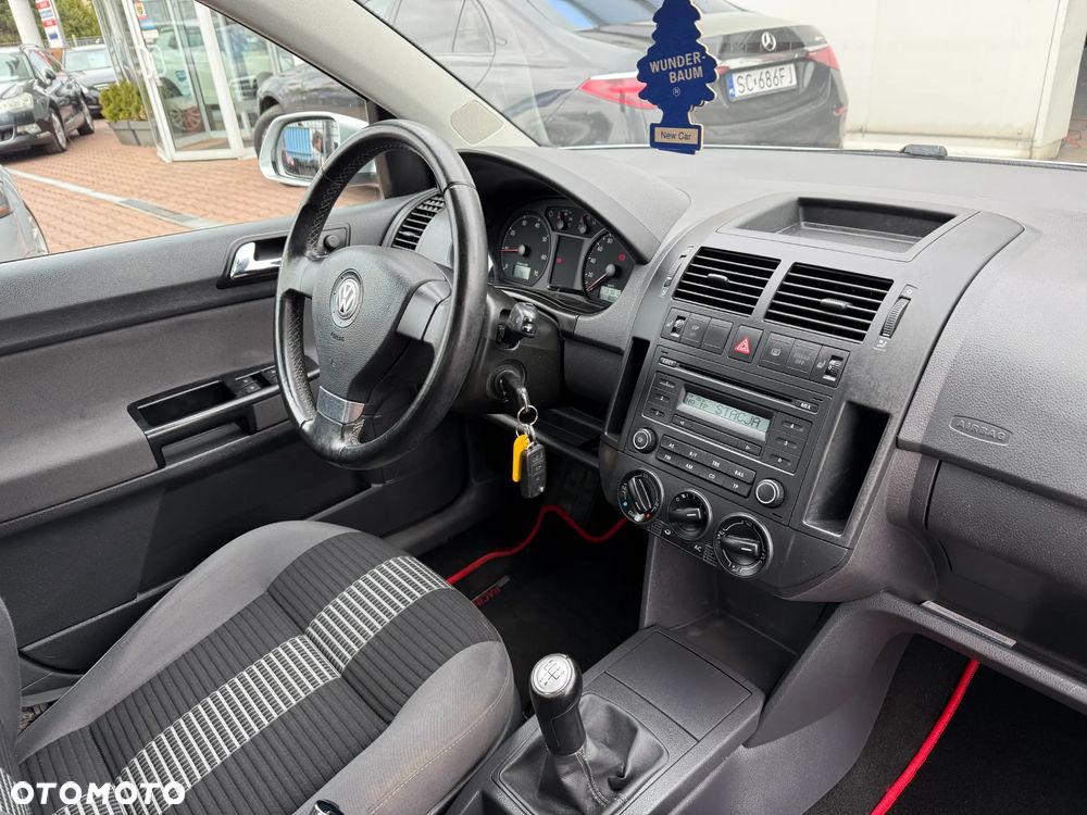 Volkswagen Polo - 26
