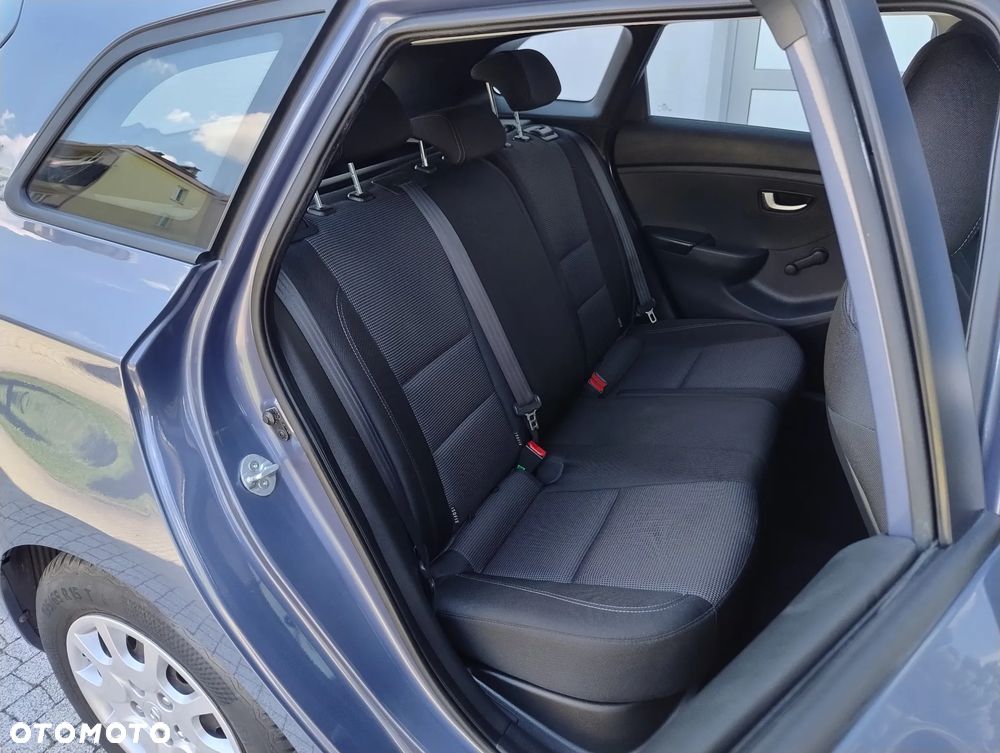 Hyundai i30 1.6 Trend - 20