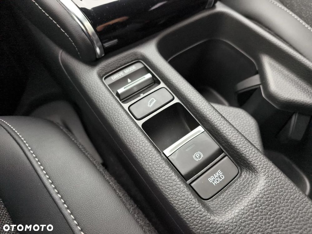 Honda HR-V 1.5 i-MMD Advance CVT - 29