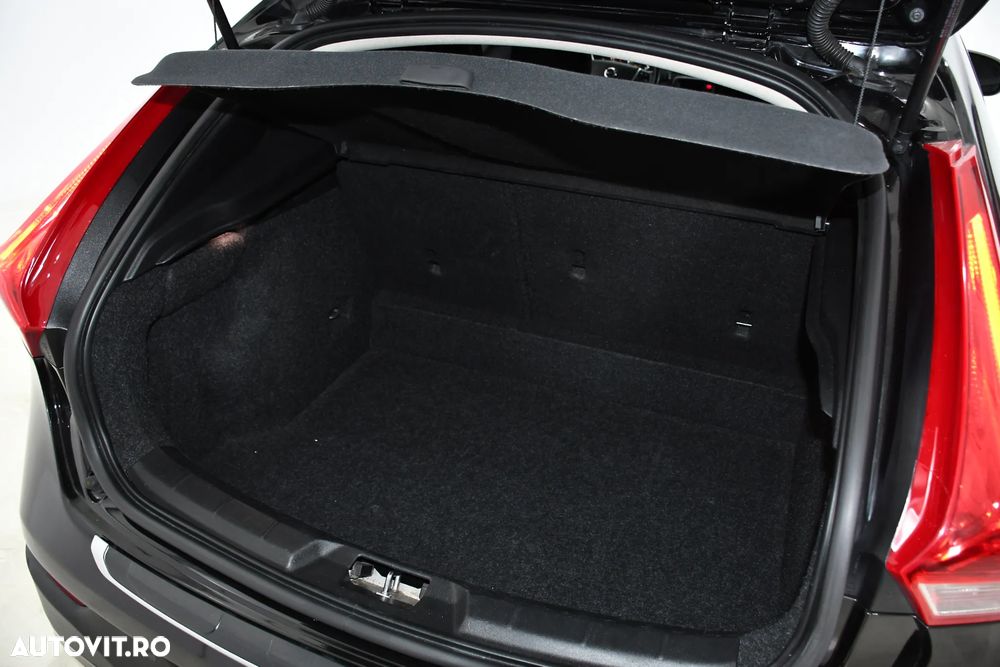 Volvo V40 - 32