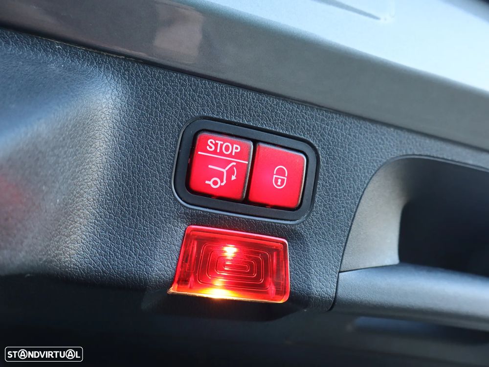 Mercedes-Benz CLA 180 d Shooting Brake AMG Line Aut. - 47