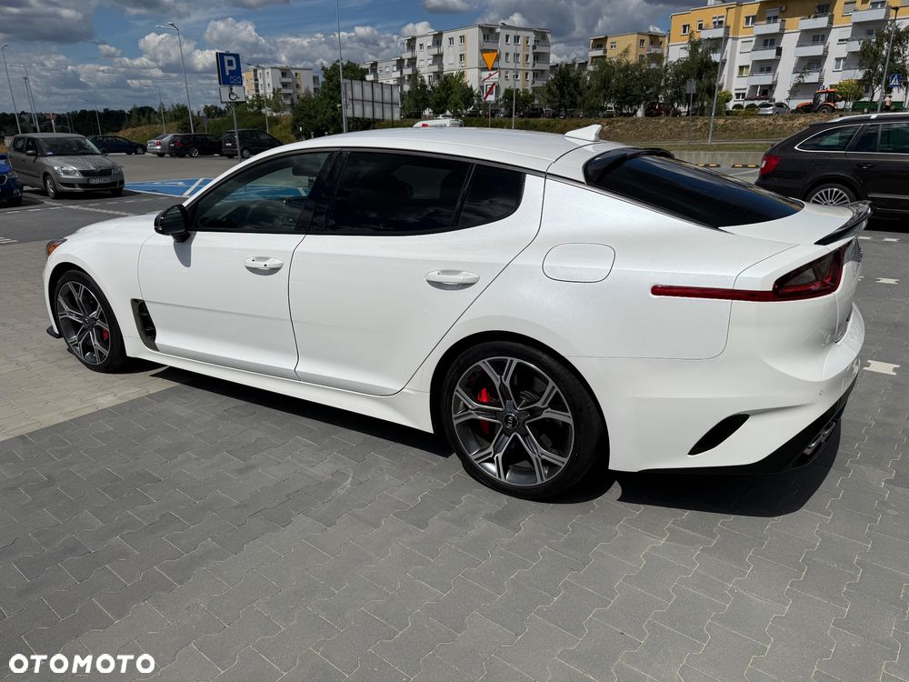 Kia Stinger 2.0 T-GDI GT Line - 3