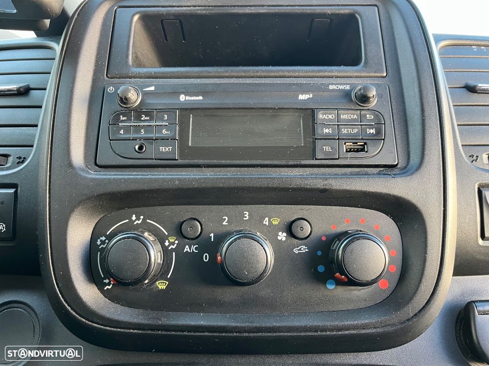 Opel Vivaro 1.6 Cdti Biturbo cabine dupla - 33