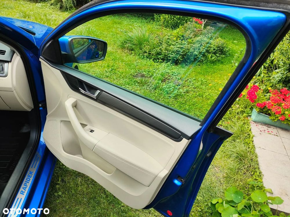 Skoda RAPID Spb 1.0 TSI Style DSG - 26