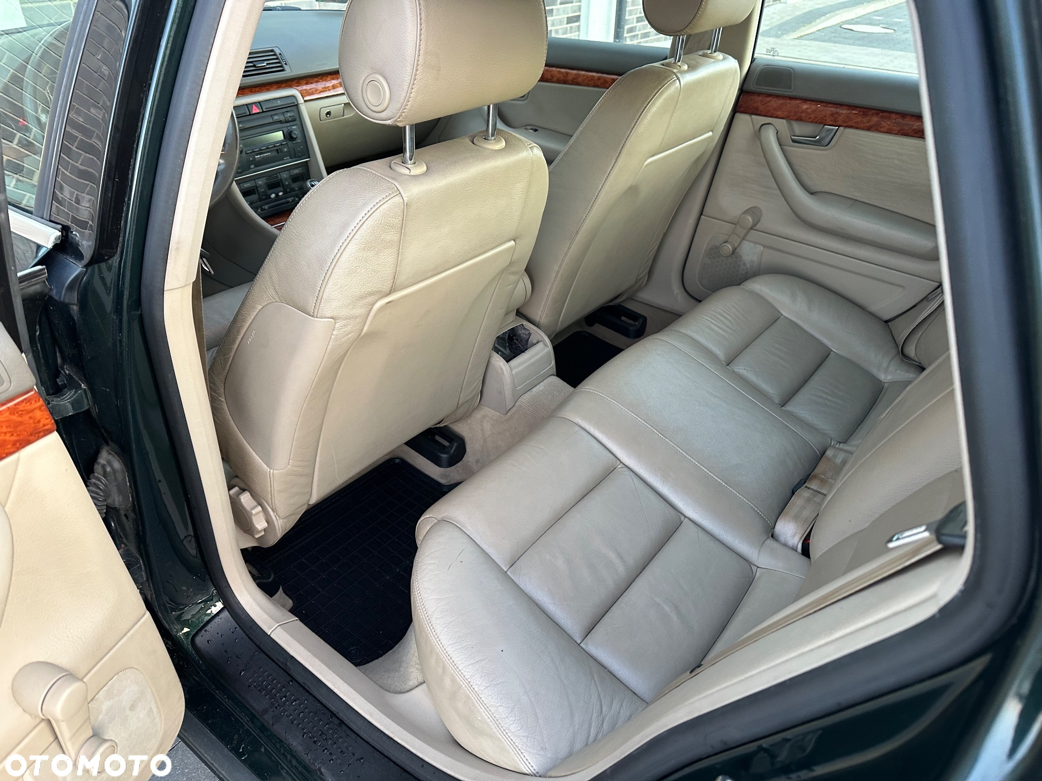 Audi A4 1.6 - 10