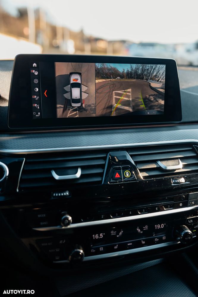 BMW Seria 5 530i xDrive Aut. M Sport Edition - 16