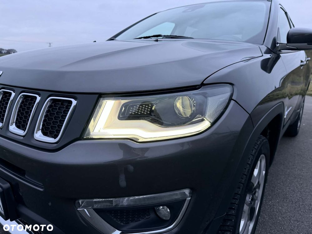 Jeep Compass 1.4 TMair Limited 4WD S&S - 28