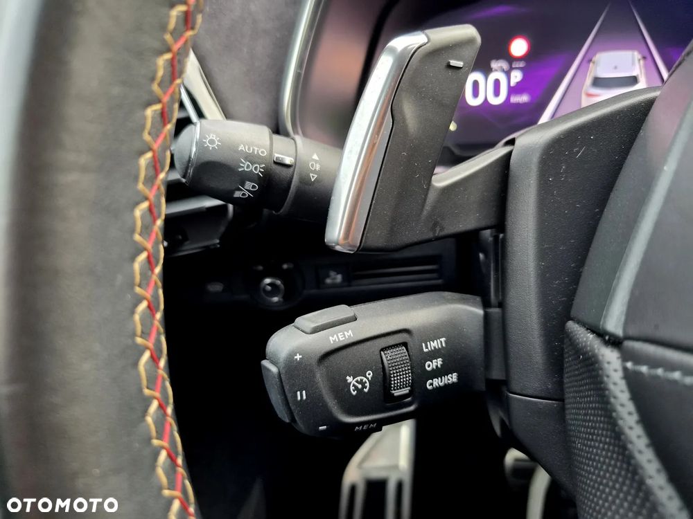 DS Automobiles DS 7 Crossback - 33