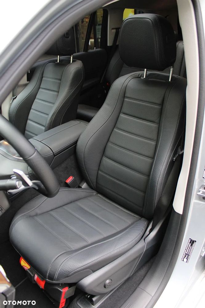 Mercedes-Benz GLS 400 d 4-Matic - 8