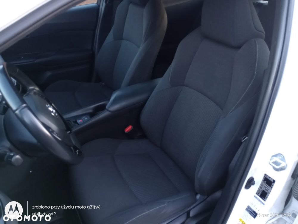 Toyota C-HR 1.2 T Premium - 10