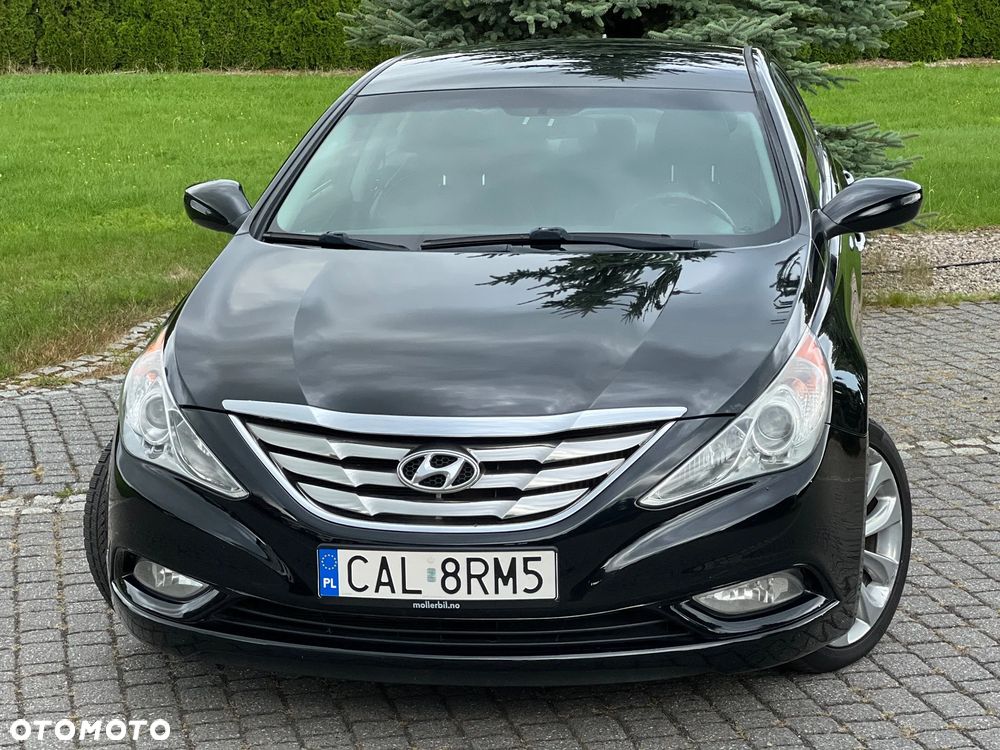 Hyundai Sonata - 11