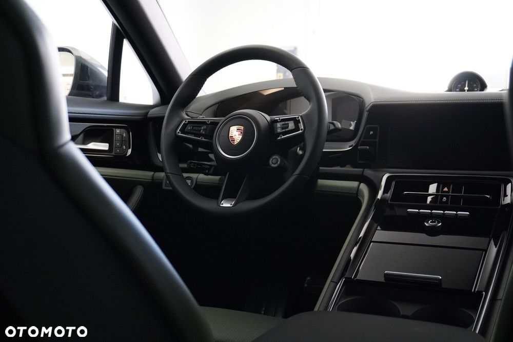 Porsche Panamera - 15