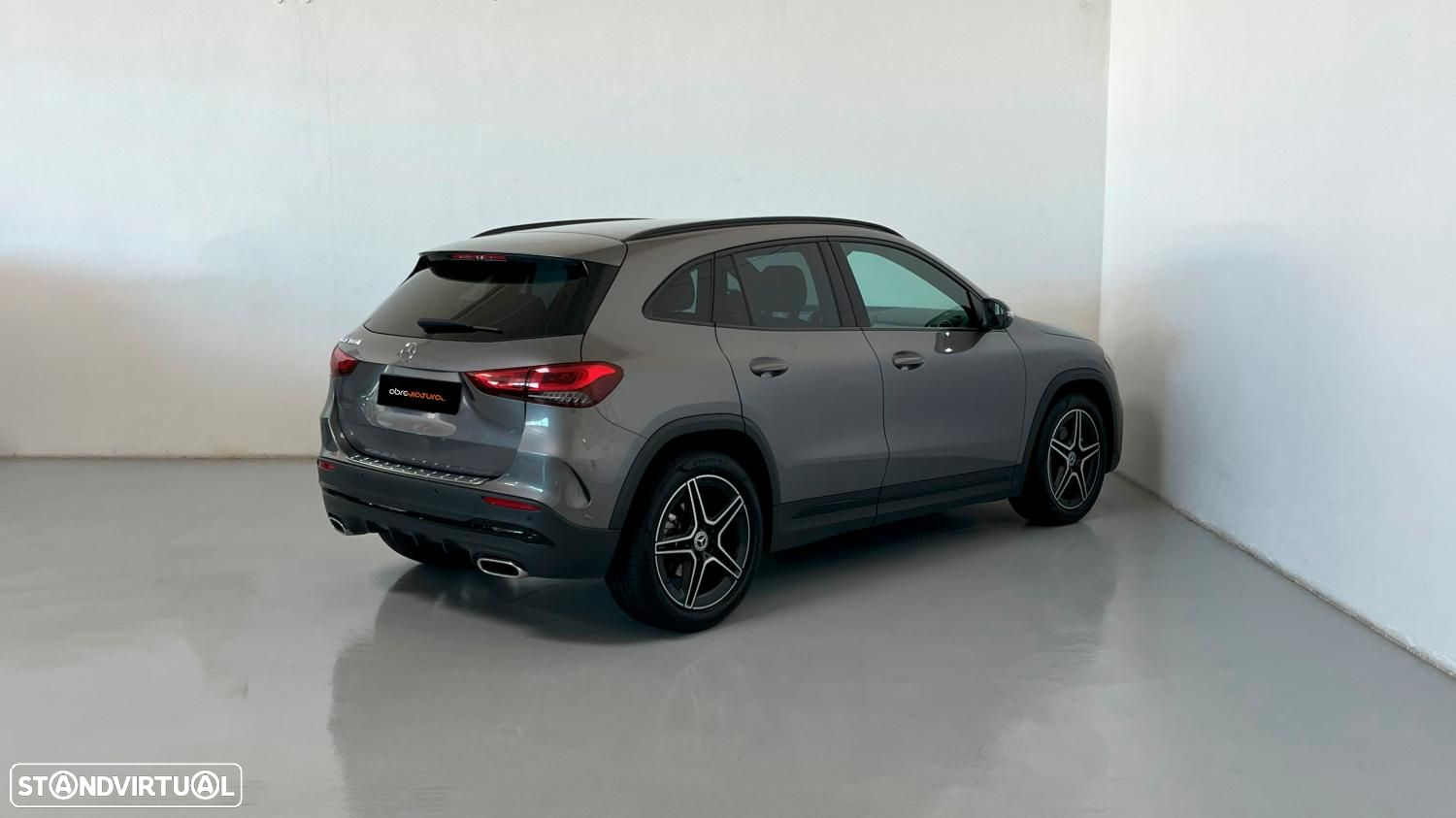 Mercedes-Benz GLA 180 d AMG Line - 4