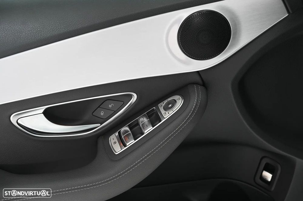 Mercedes-Benz C 300 de Avantgarde - 24