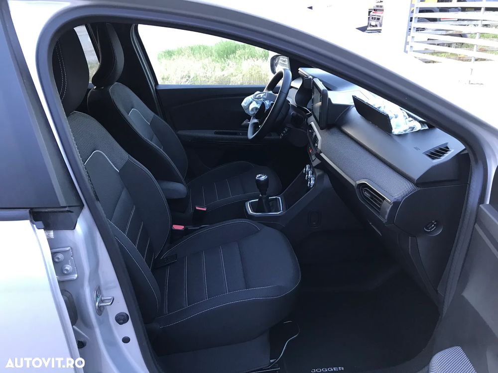 DACIA Jogger 2022 — imagine 20