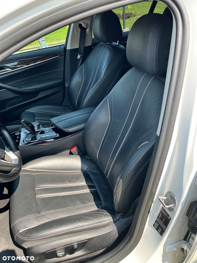 BMW Seria 5 520d Luxury Line sport - 6