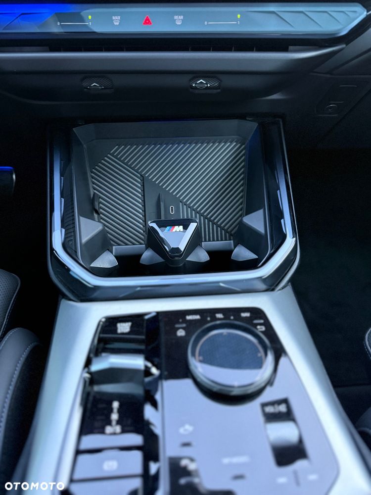 BMW X3 xM50 mHEV - 24