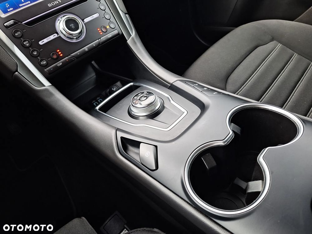 Ford Mondeo 2.0 EcoBlue Titanium - 29