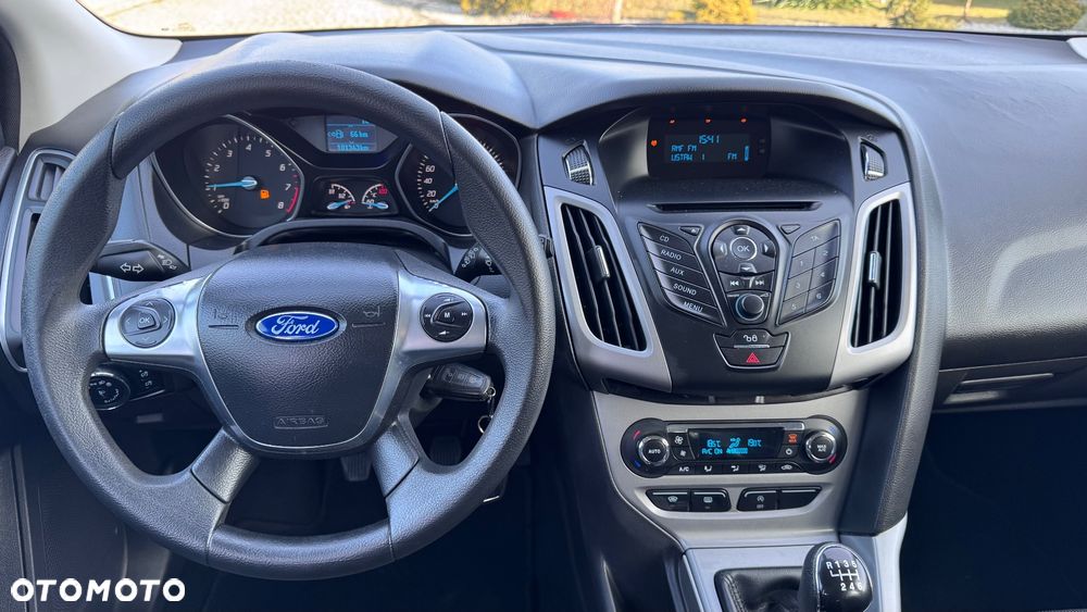 Ford Focus 1.0 EcoBoost Start-Stopp-System SYNC Edition - 25