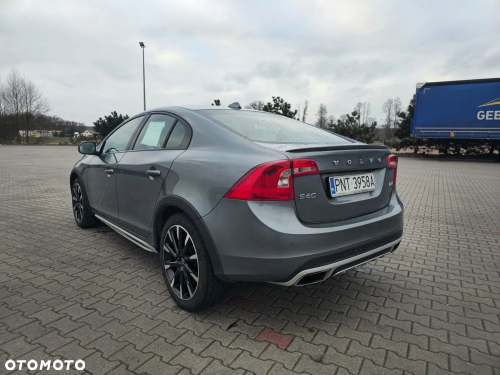 Volvo S60 Cross Country D4 Geartronic Summum - 8