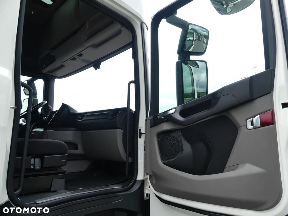 Scania R450 / EURO 6 / RETARDER / STANDARD / AUTOMAT / - 19