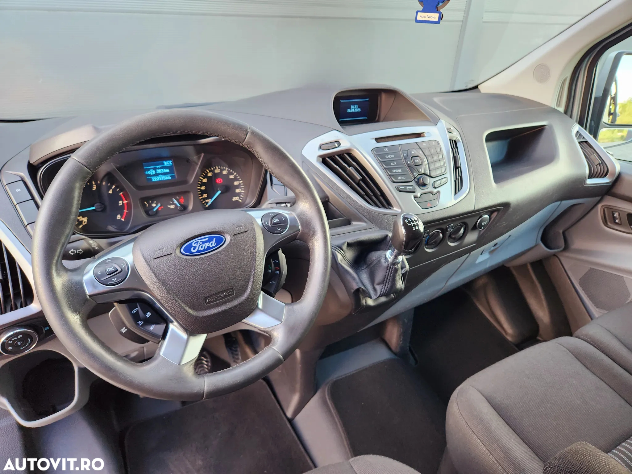 Ford Transit Custom - 13