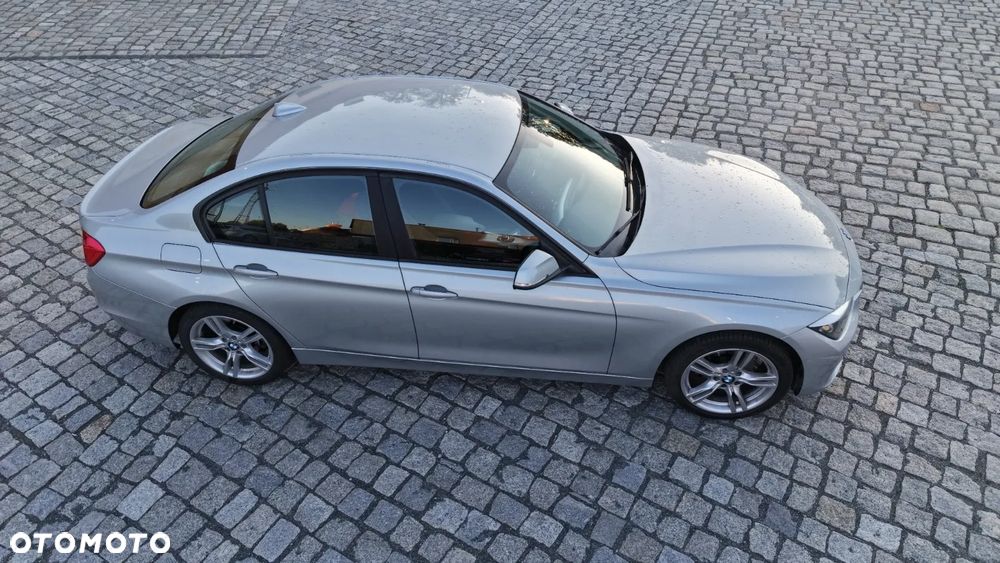BMW Seria 3 ver-318d - 17