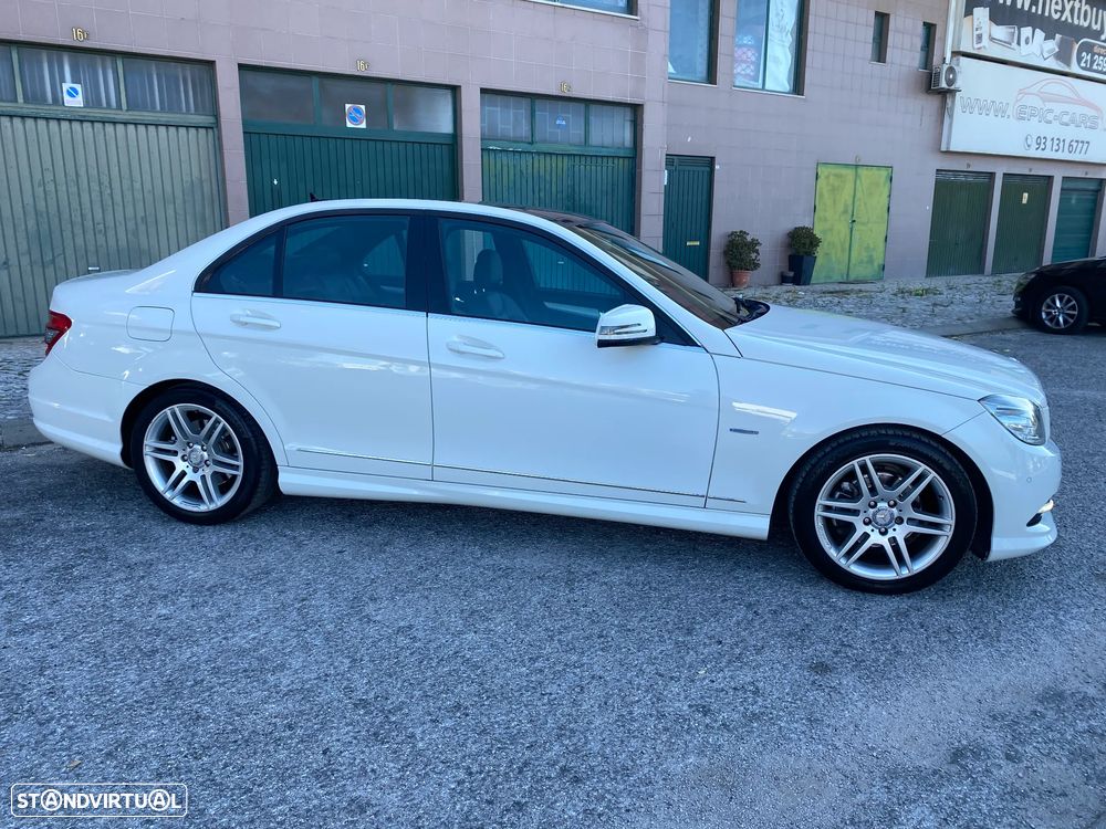 Mercedes-Benz C 220 2010 photo 3