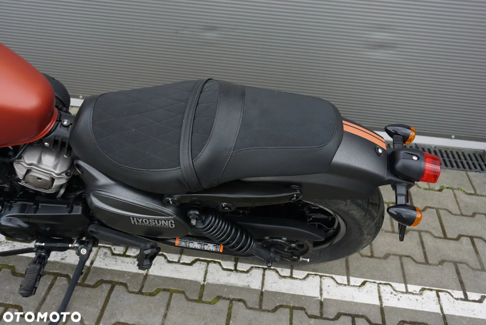 Hyosung GV - 21