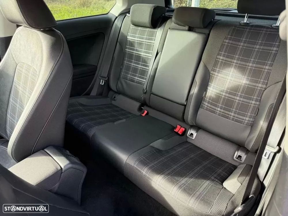 VW Golf 1.6 TDI BlueMotion DSG Cup - 26