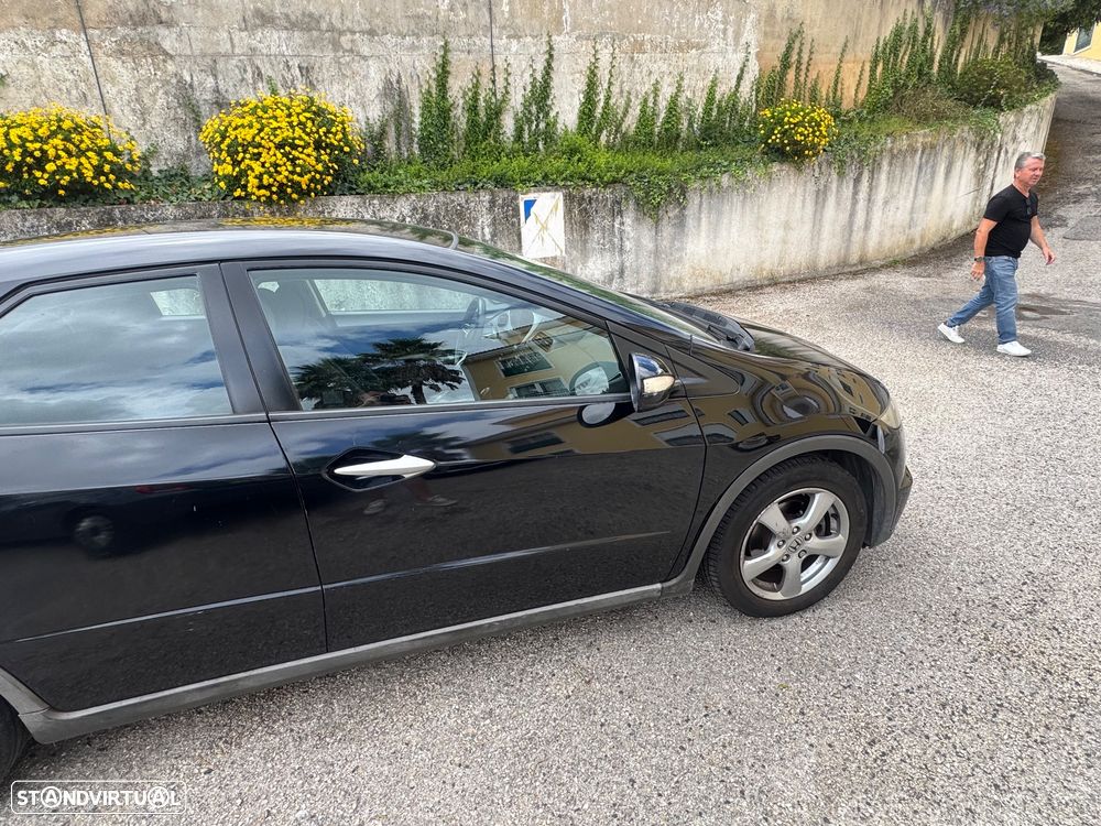 Honda Civic 1.4 Comfort - 2