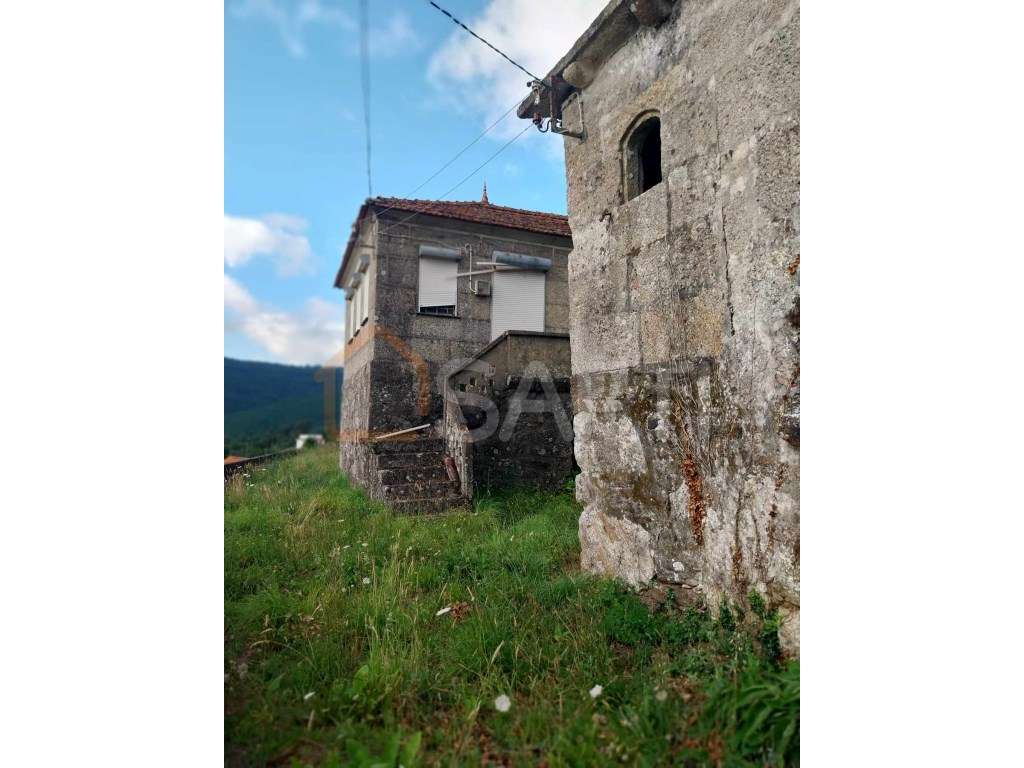 Venda de 2 Casas em pedra para reconstrução. - Grande imagem: 5/25