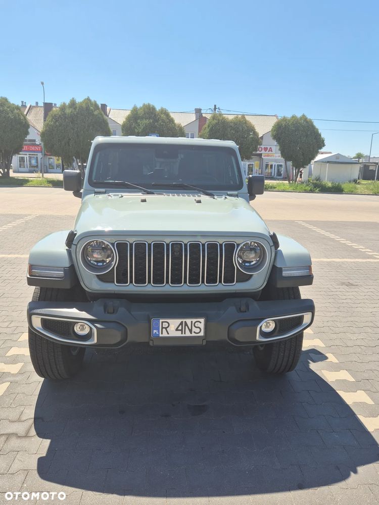 Jeep Wrangler - 10