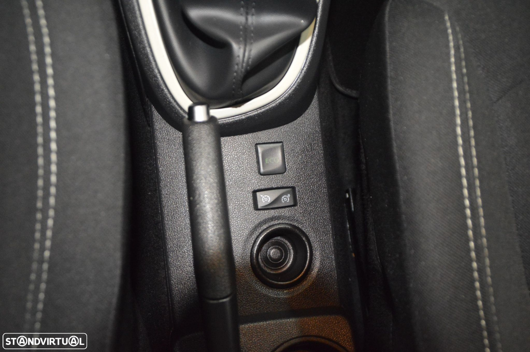 Renault Captur 1.3 TCe Exclusive - 16