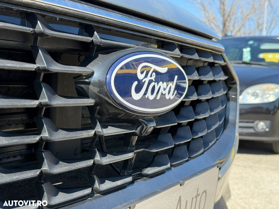 Ford Kuga 2.5 Duratec AWD FHEV Titanium - 6