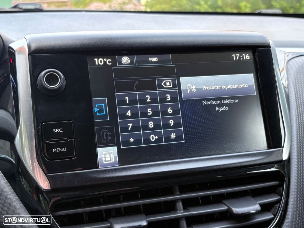 Peugeot 2008 1.2 PureTech Allure - 42