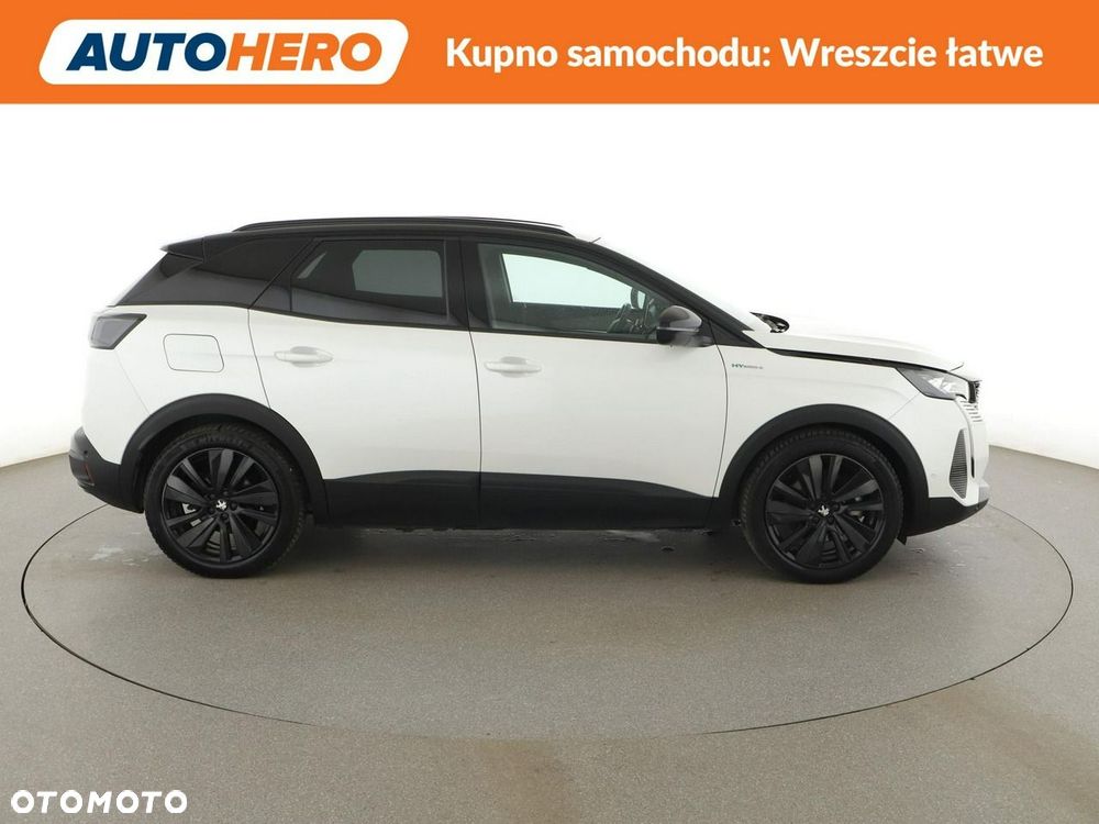 Peugeot 3008 Hybrid4 300 e-EAT8 GT Pack - 11