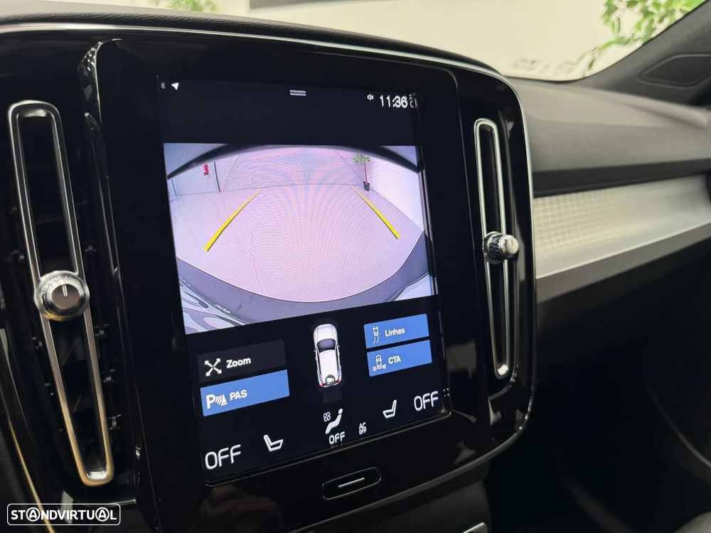 Volvo XC 40 B4 B DKG Momentum Pro - 29