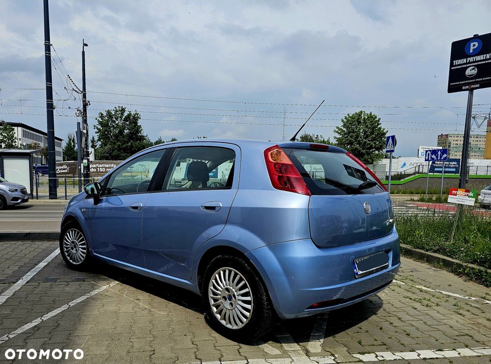 Fiat Grande Punto - 4