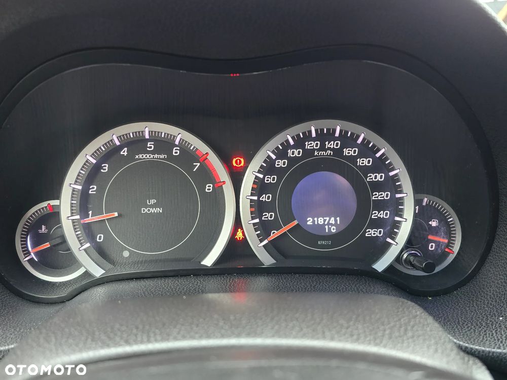 Honda Accord 2.0 Elegance Advantage - 24