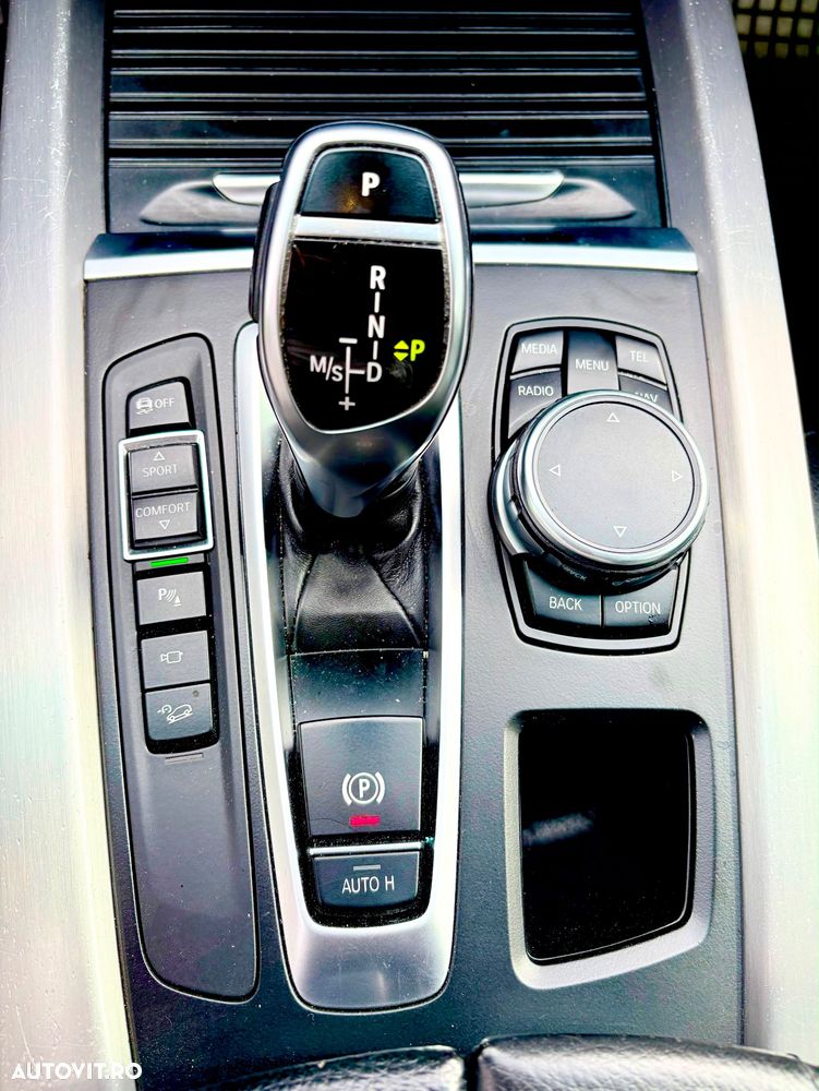 BMW X5 xDrive30d - 7