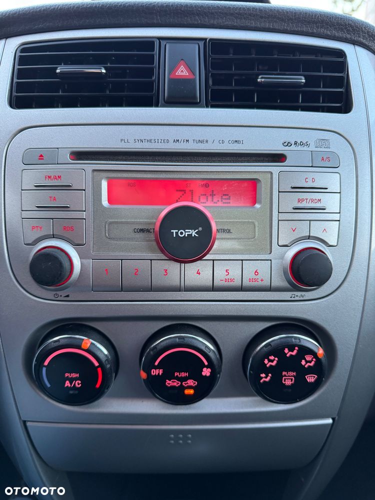 Suzuki Liana Kombi 1.6 4 Seasons - 23