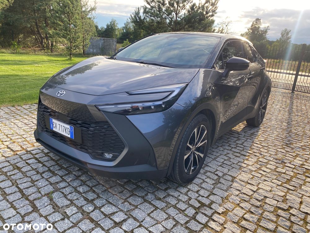 Toyota C-HR 2.0 Hybrid Teamplayer - 1